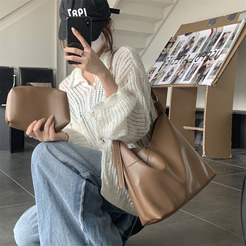 Túi Đeo Vai Sức Chứa Lớn Mềm Mại Phong Cách Đơn Giản Kiểu Mới