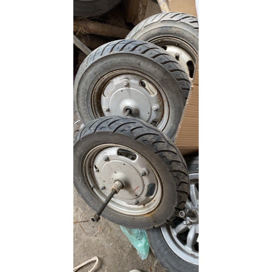 Bánh xe ga trước tháo xe zin dùng để chế xe ba gác, xe lôi, xe kéo, xe rùa...
