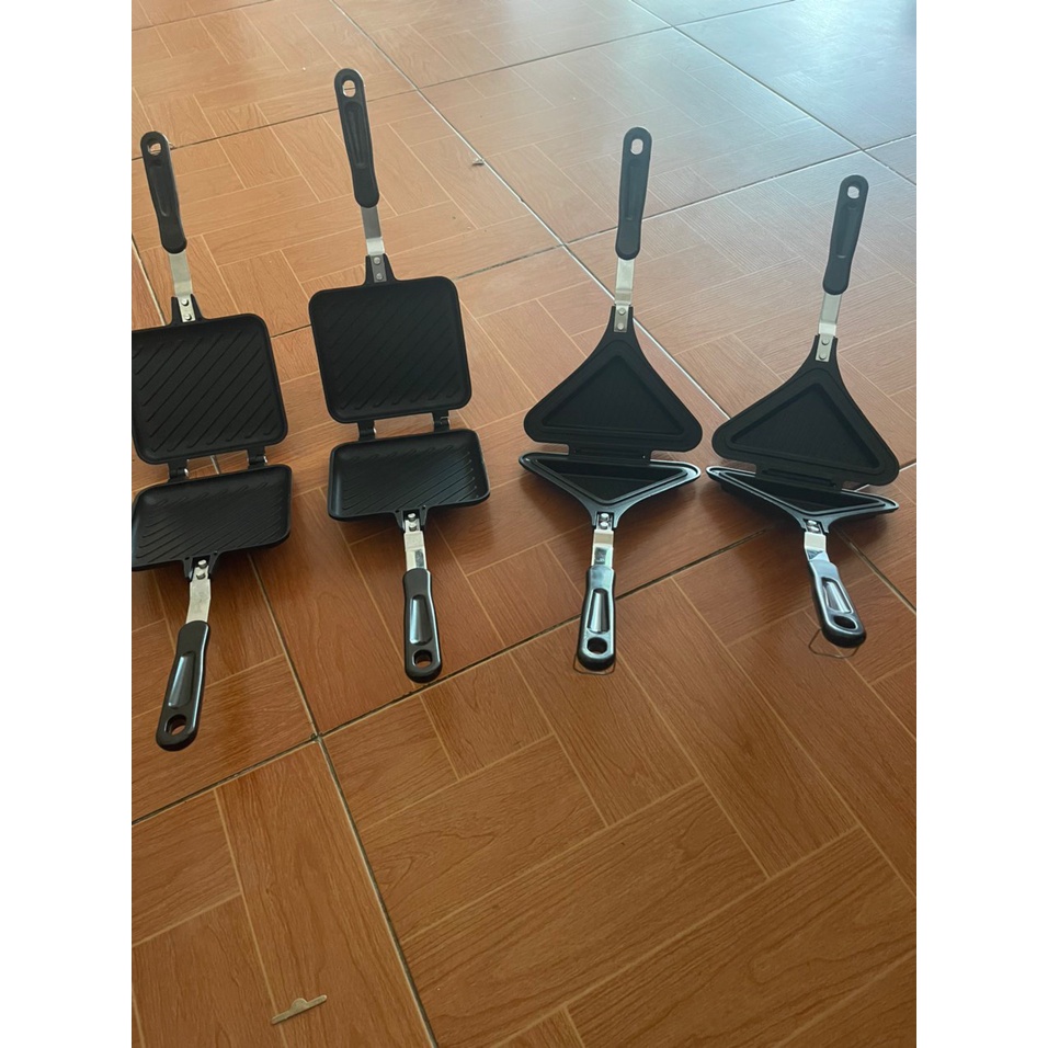 KHUÔN KẸP NƯỚNG BÁNH MÌ