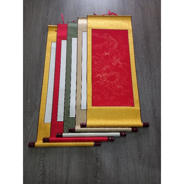 Biểu viết thư pháp bo lụa kích thước 40x100cmGiá 70k/1 tờ