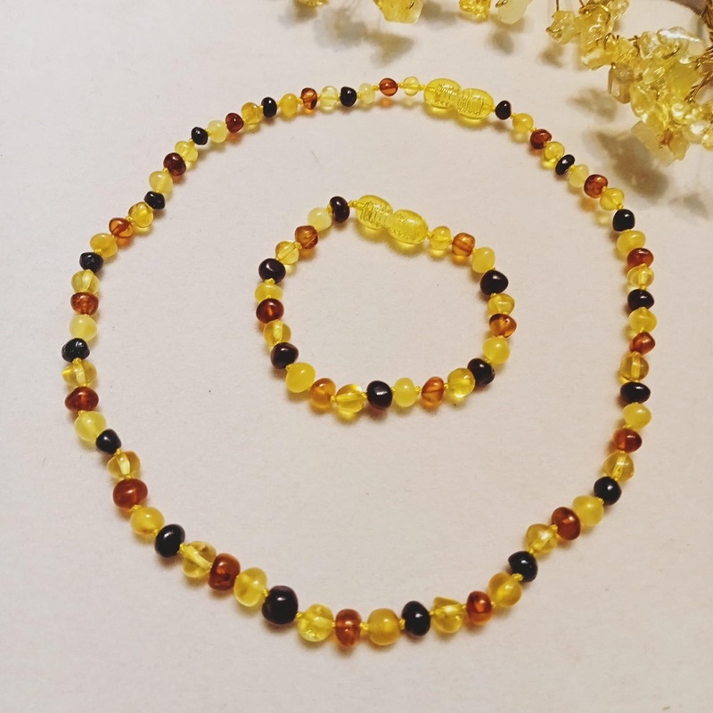 combo vòng cổ và vòng tay Hổ Phách Úc cho bé ( có kiểm định hổ phách Amber tự nhiên )