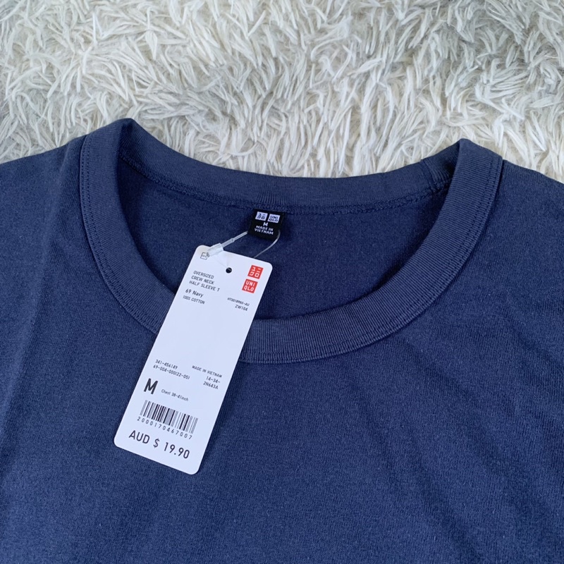 Áo thun tay lỡ uniqlo