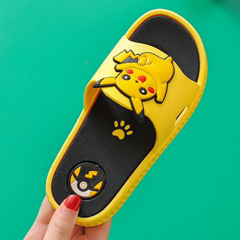Dép Đi Trong Nhà Tắm Chống Trượt Hình Pikachu Dễ Thương Cho Bé