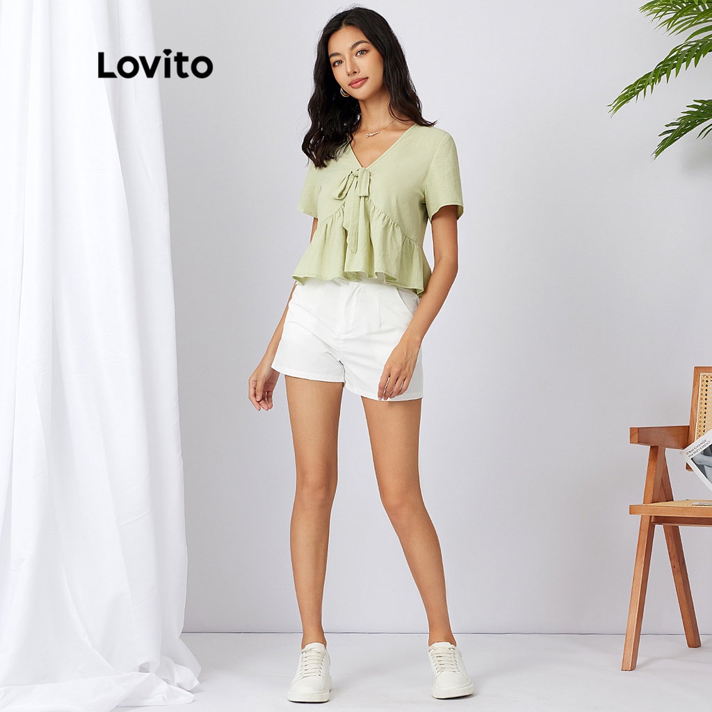 Lovito Áo sơ mi trơn màu trơn giản dị Mặt trước có bèo nhún L21AS003 (Màu xanh lá cây nhạt)