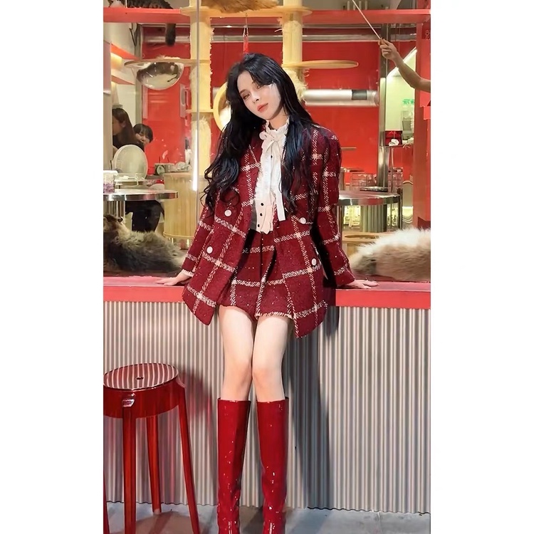 Set váy dạ tweed ALENA Fashion váy vest dạ kẻ đỏ dáng xoè hai chi tiết áo vest chân váy xếp ly dáng ngắn xoè Hàn Quốc