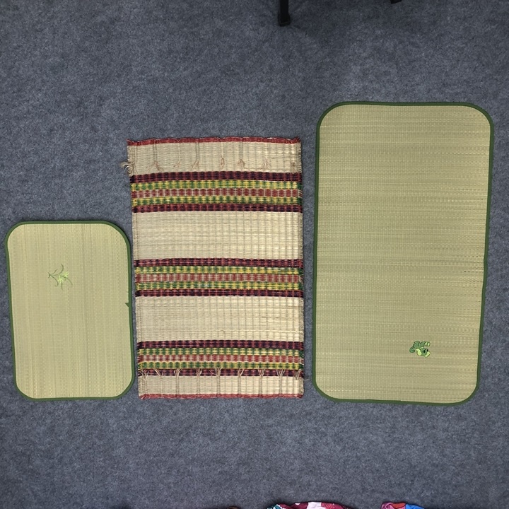 Chiếu cói lót cho trẻ sơ sinh phù hợp với mọi loại nôi tre