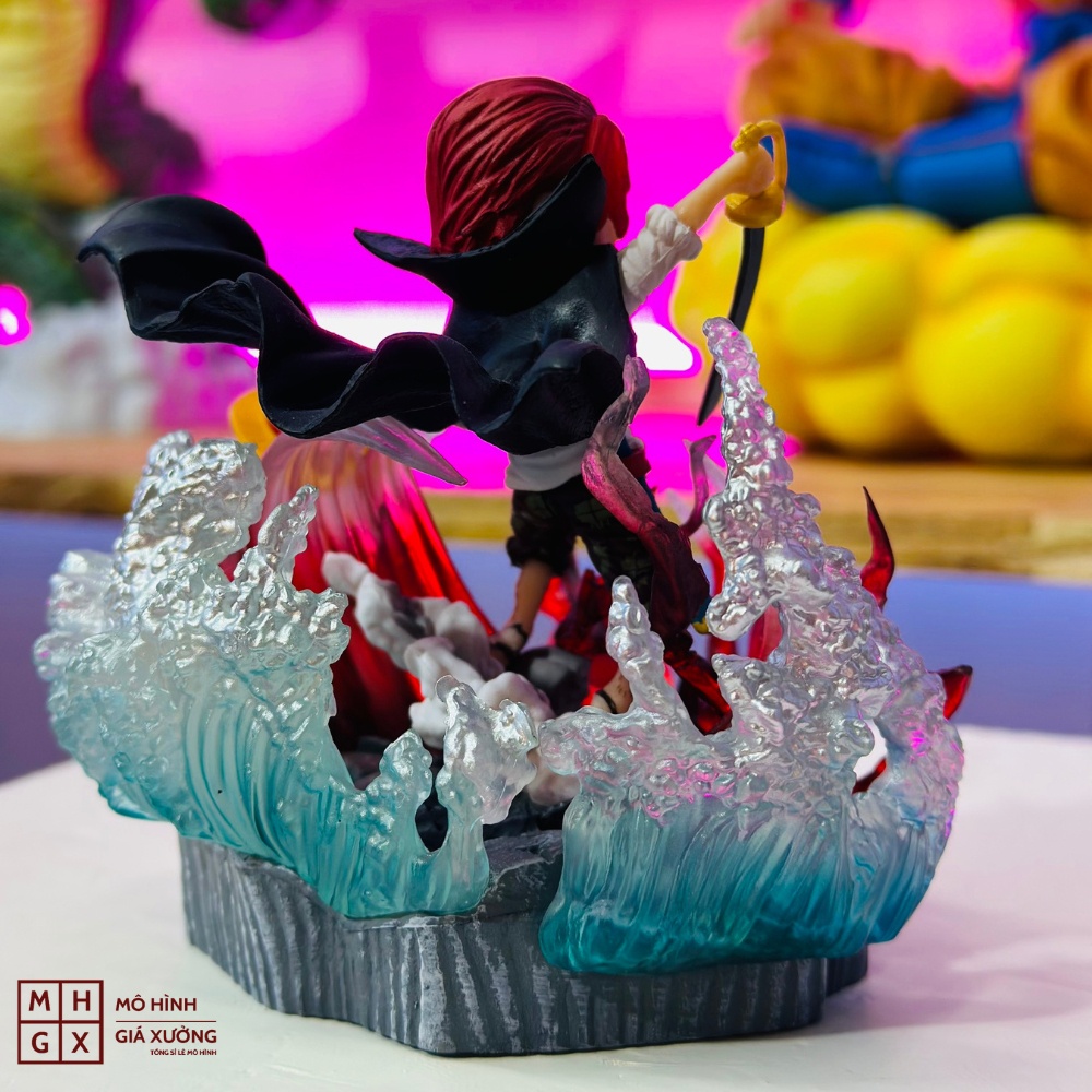 Mô hình One Piece Shanks Tóc Đỏ chiến đấu siêu ngầu. Cao 12cm, nặng 200gram . Figure One Piece , mô hình giá xưởng