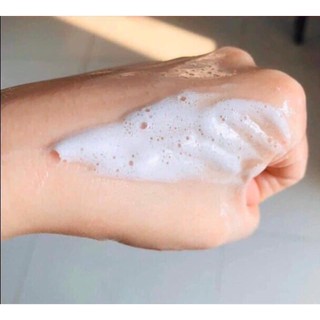 Sữa rửa mặt Medik8 Surface Randiance Cleanse