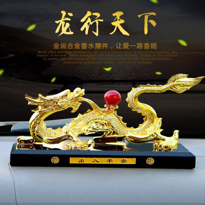 Tượng rồng ngậm ngọc đỏ trang trí tablo ô tô. Tượng rồng sang trọng, quý phái, mang lại tốt lành cho gia chủ
