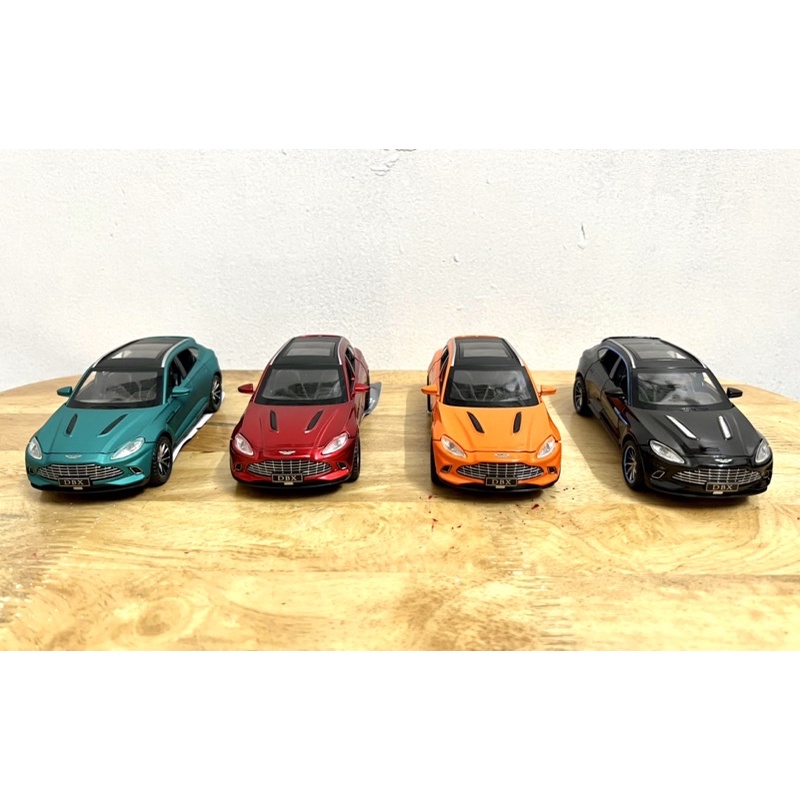Mô hình xe Aston Martin DBX _ Tỷ lệ 1:32