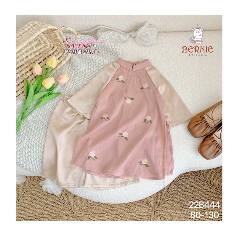 Set áo dài lụa phối ren thêu cúc cho bé