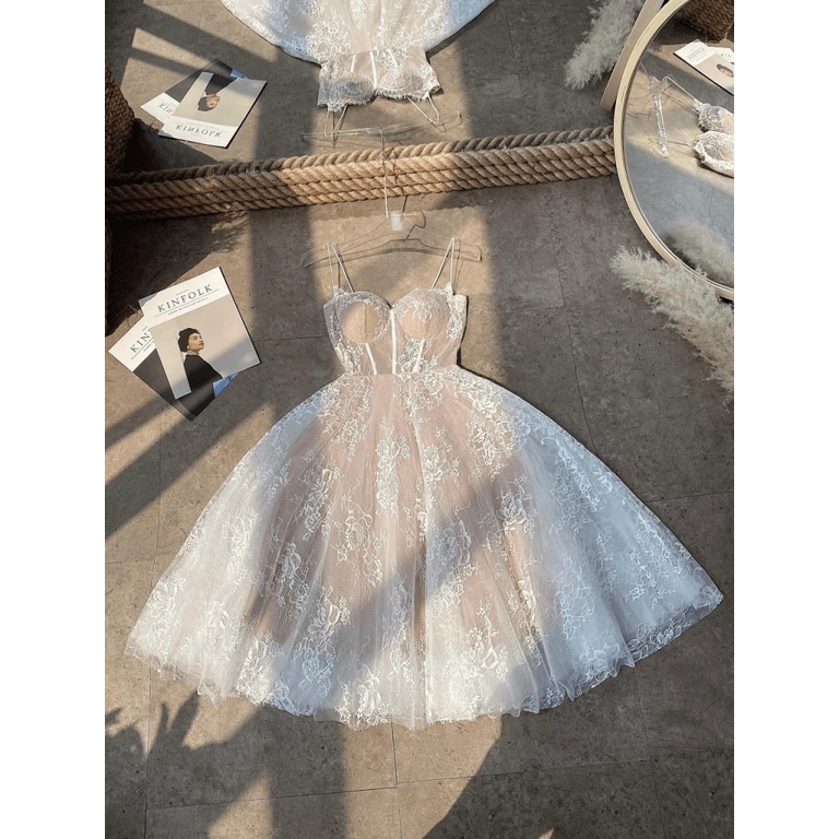 CẢNH BÁO: ĐẦM REN MỚI VỀ ĐẸP KHÔNG THỂ CƯỠNG LẠI ĐƯỢC | ĐẦM REN HAI DÂY DÁNG DÀI XÒE CÓ HỌA TIẾT HOA SANG TRỌNG THƠ MỘNG