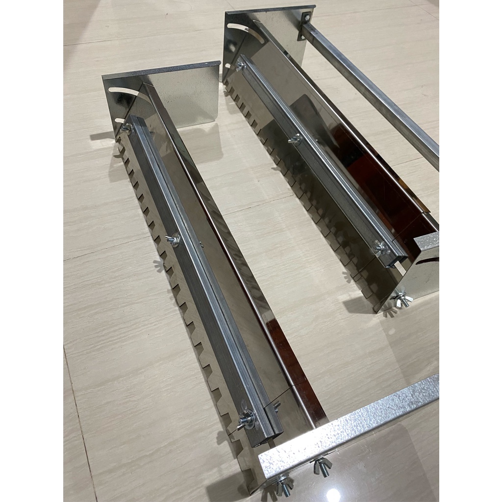 MÁNG KÉO RĂNG CƯA INOX (hàng chuẩn) tăng giảm được từ 60cm đến 1m và có thể chỉnh nghiêng được độ dày mỏng hồ dầu