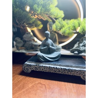 Tượng Sư Bái Phật