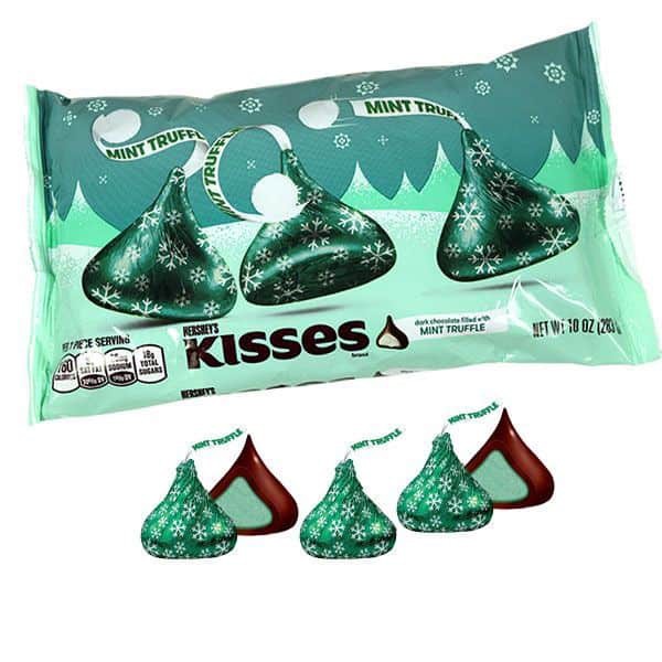 KẸO SOCOLA ĐEN NHÂN SOCOLA BẠC HÀ NOEL/ HERSHEY'S KISSES Mint Truffle Dark Chocolate Holiday 283g- USA