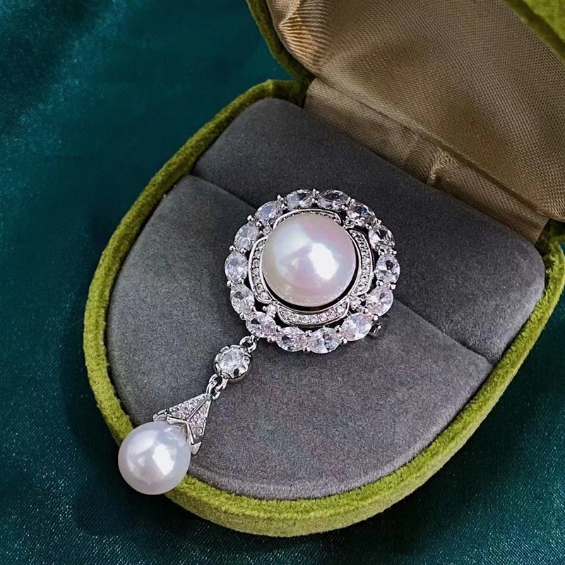 Trâm Cài Áo Đồng Đính Ngọc Trai Phong Cách Vintage