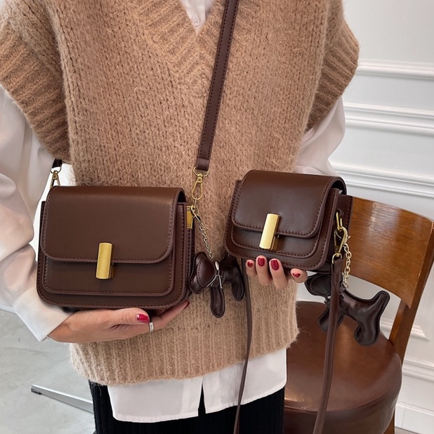 Túi xách nữ thời trang chất da cao cấp - Túi Quai Xách Đi Chơi, Dự Tiệc, Đi Làm Hộp Vuông Viền Nổi Tặng Kèm Gấu