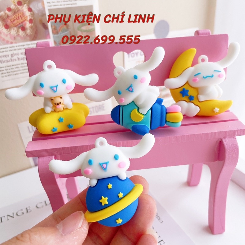 Móc Khoá Thỏ Phi Hành Vũ Trụ