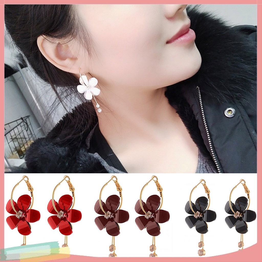 Bông tai hoa đính đá kiểu dáng Hàn Quốc