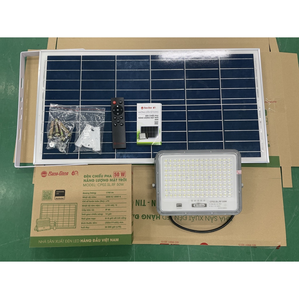 Đèn Chiếu pha Năng lượng mặt trời 50W Rạng Đông siêu sáng CP02.SL.RF 50W