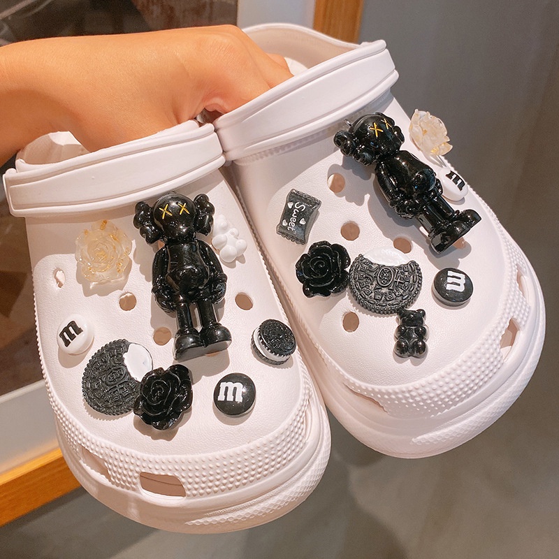 Bộ Phụ Kiện Nút Chéo Hình Gấu Violent Series Gắn Giày Đục Lỗ Chéo charms