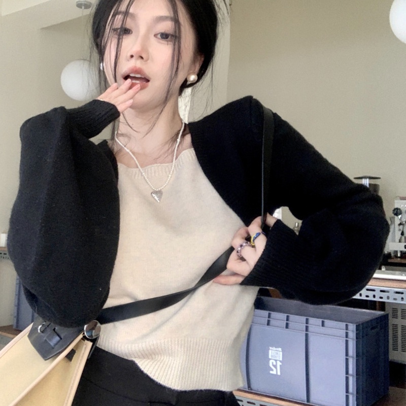 Áo sweater IELGY dáng rộng ngắn thời trang cho nữ