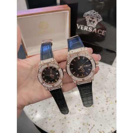 Đồng hồ nữ Hub mặt tròn đính viền đá dây cao su thơm vani cao cấp DHN601 - Shop6906