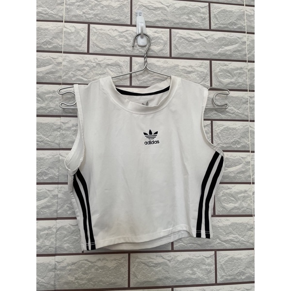 Áo croptop Adidas