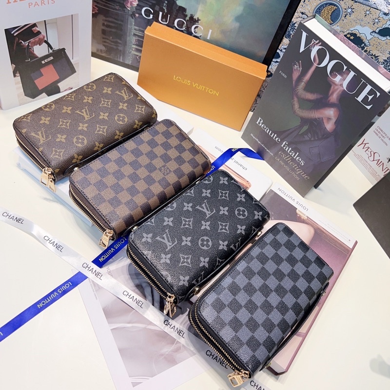 Ví dài khoá vàng