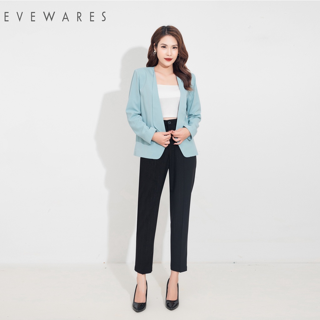 Áo Blazer Nữ EveWares Kiểu Dáng MG Mẫu Mới Năm 2024!