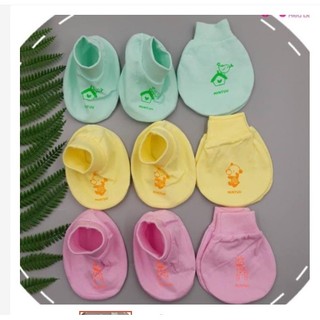 Bao tay bao chân cotton cho bé sơ sinh Mintaa, cổ tròn đẹp cho bé sơ sinh