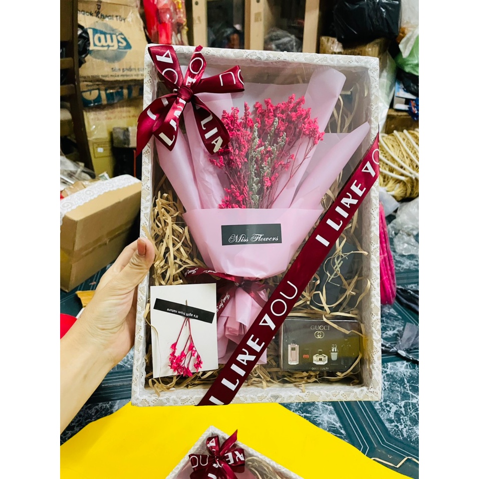 Hộp quà tặng siêu dễ thương nam nữ đều dùng được shop 92tien