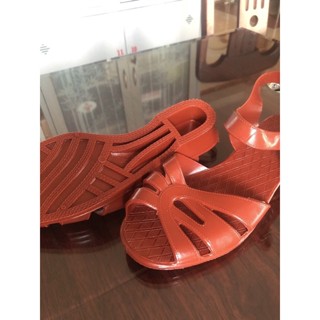 Dép rọ nữ cty 32 nhựa dẻo size 39, 40