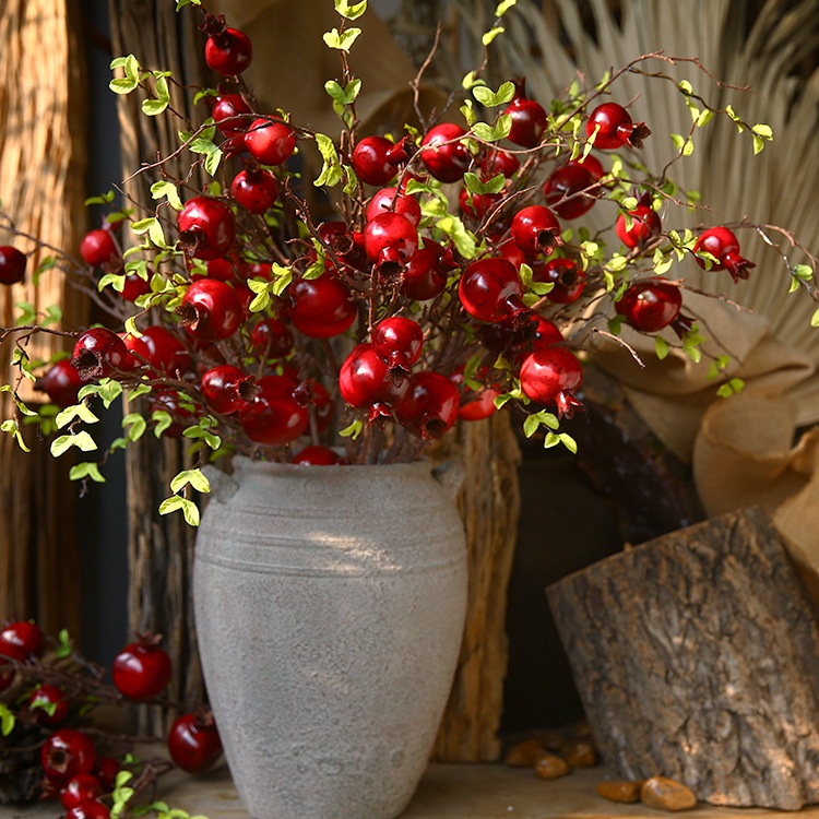 Cành lựu giả dùng để trang trí nhà cửa, tết, chụp ảnh, decor