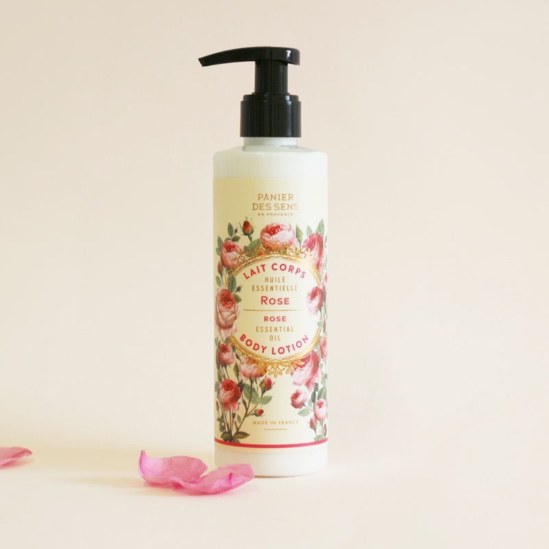 Dưỡng thể hương hoa hồng ESSENTIALS Body Lotion Rose 250ml