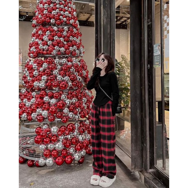SÉT ÁO VẠT BẦU + QUẦN PANTS CARO ĐỎ ⛄️, Bộ Đồ Nữ Noel Áo Kiểu Nữ Dài Tay Vạt Bầu Mix Quần Kẻ Caro