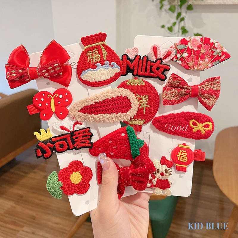 Kẹp Tóc Màu Đỏ Phong Cách Năm Mới Đáng Yêu Cho Bé Gái