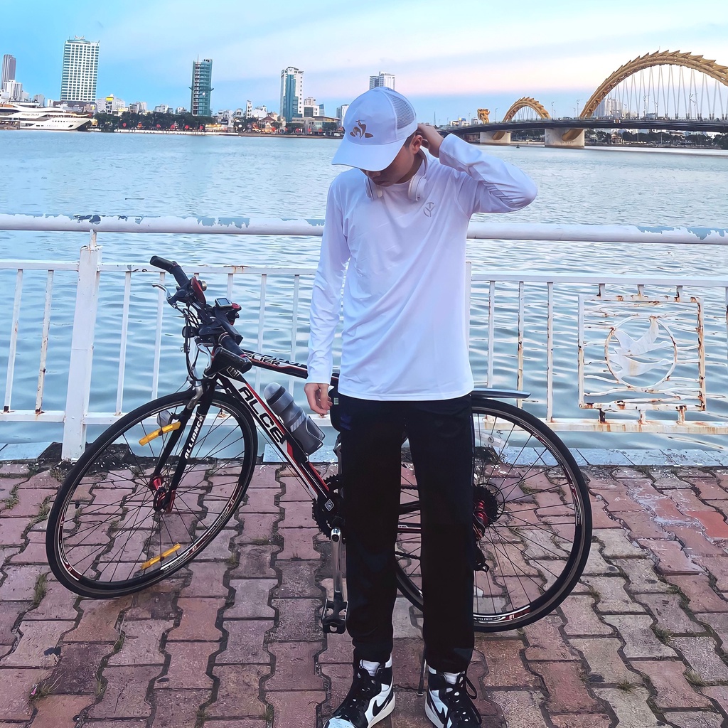 Áo thun tay dài Nam TYM dòng Basic có họa tiết vải Poly 4 chiều mềm mại, co dãn, thoáng mát  AMT004