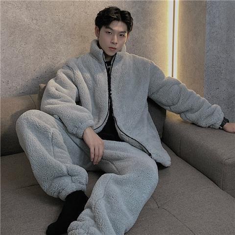 Bộ Đồ Ngủ Vải Lông Cừu San Hô Dày Dặn Thời Trang Thu Đông Cho Nam