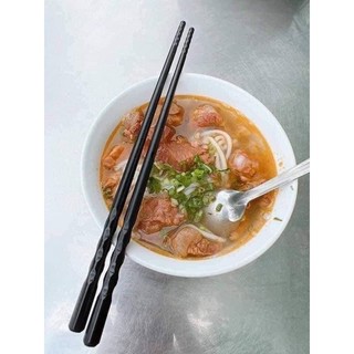 Vỉ 10 đôi đũa đen xoắn đầu