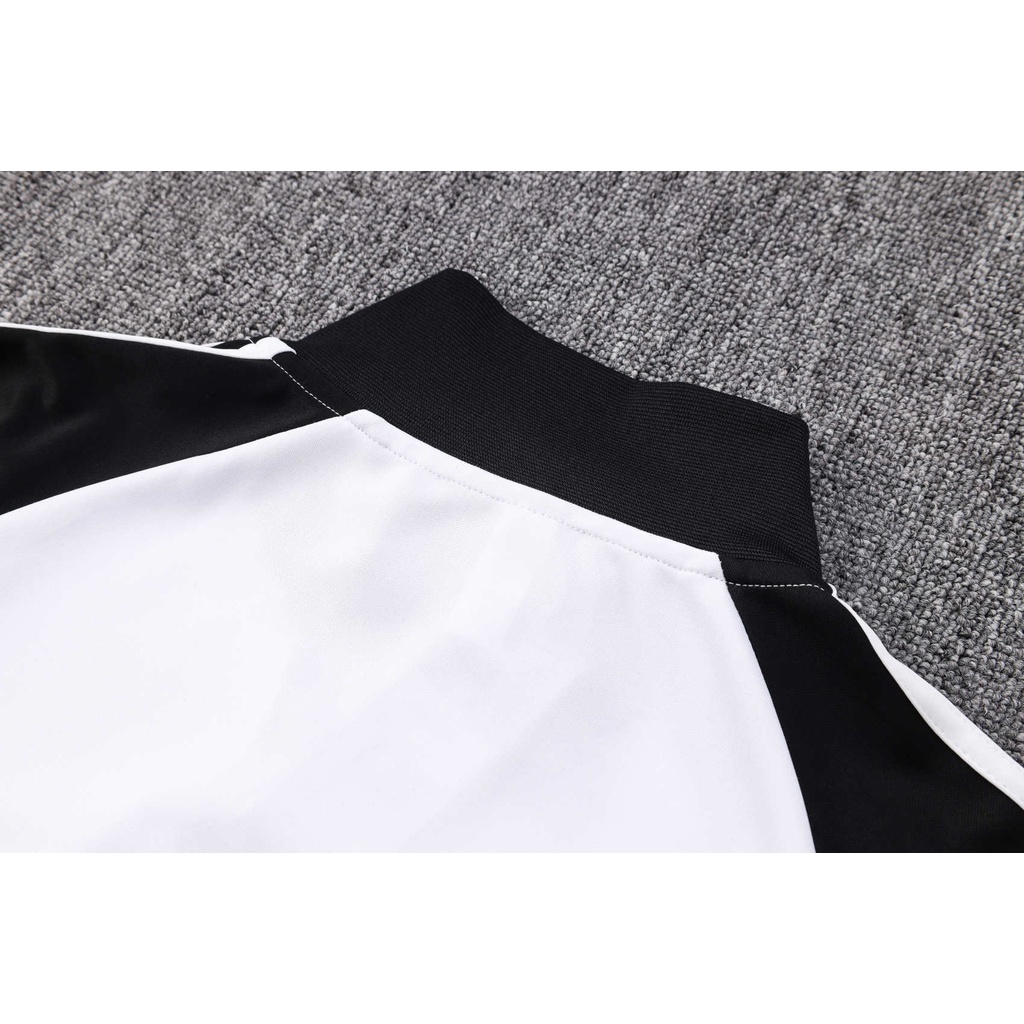 Áo Khoác Đá Banh Size 22-23 Chất Lượng Đức