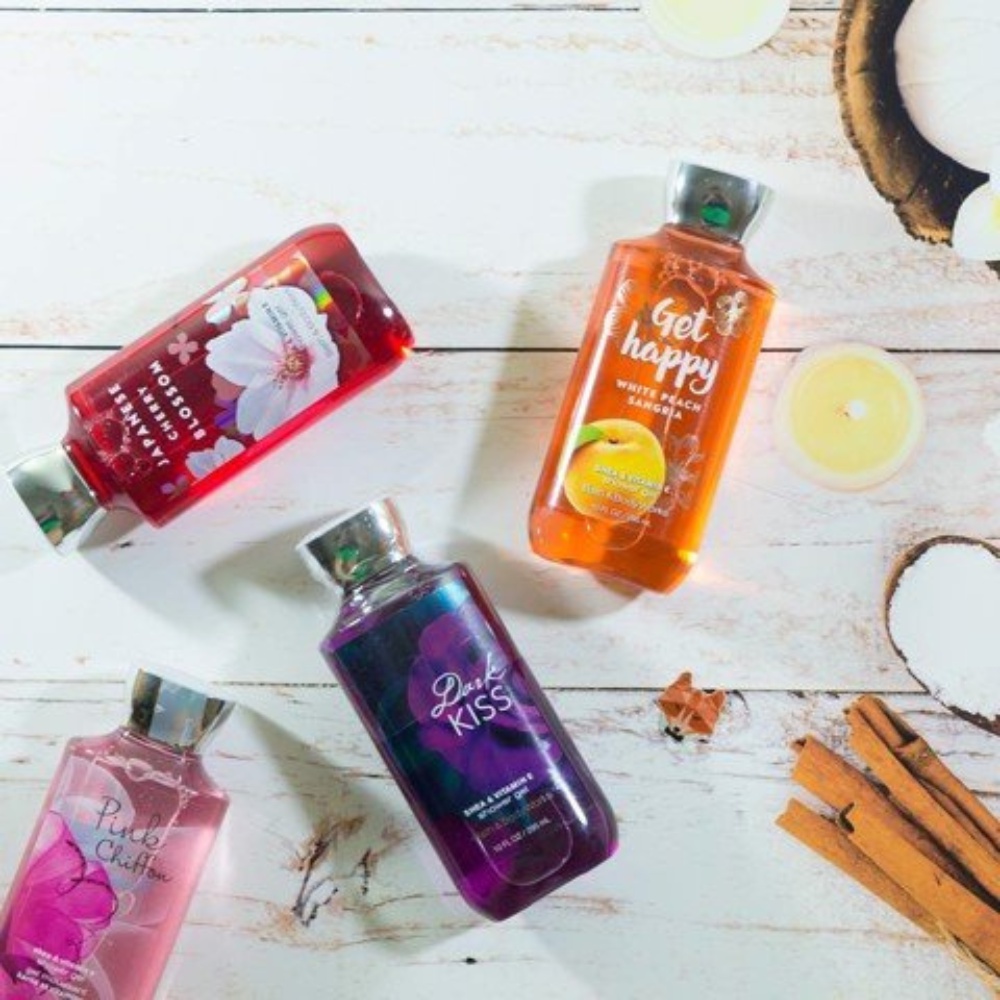 Bộ sưu tập Sữa tắm lưu hương mịn da Bath and Body works size 295ml