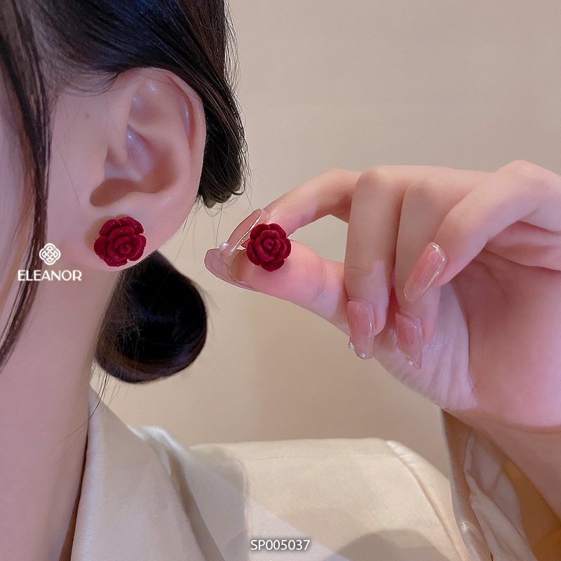 Bông tai nữ chuôi bạc 925 Eleanor Accessories hình hoa hồng xinh xắn phụ kiện trang sức thanh lịch