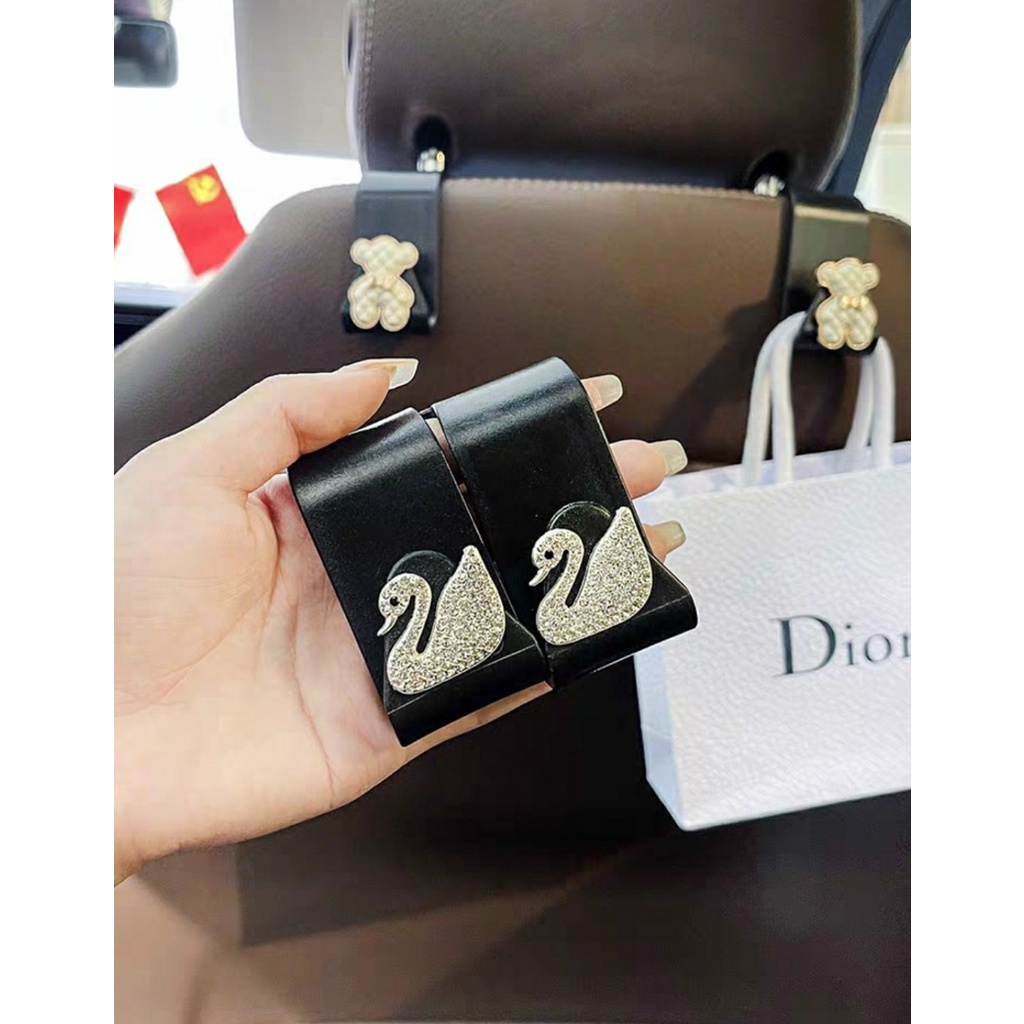 Móc Treo Đồ Xe Ô Tô Đính Đá Đa Năng Hình Thiên Nga Sang Trọng