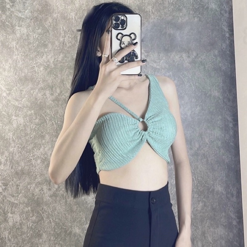 Áo croptop khoen ngực kiểu lệch vai ôm body