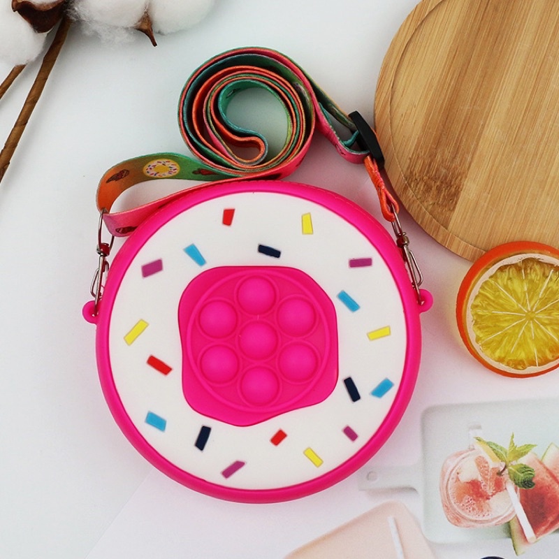 [mới 2023] túi xách đeo chéo silicon hình bánh donut tròn làm quà tặng bạn gái đựng bao lì xì