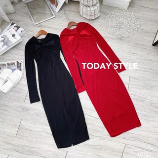 Đầm Body Dài Tay Xoắn Ngực Today Style D3762 Sang Trọng