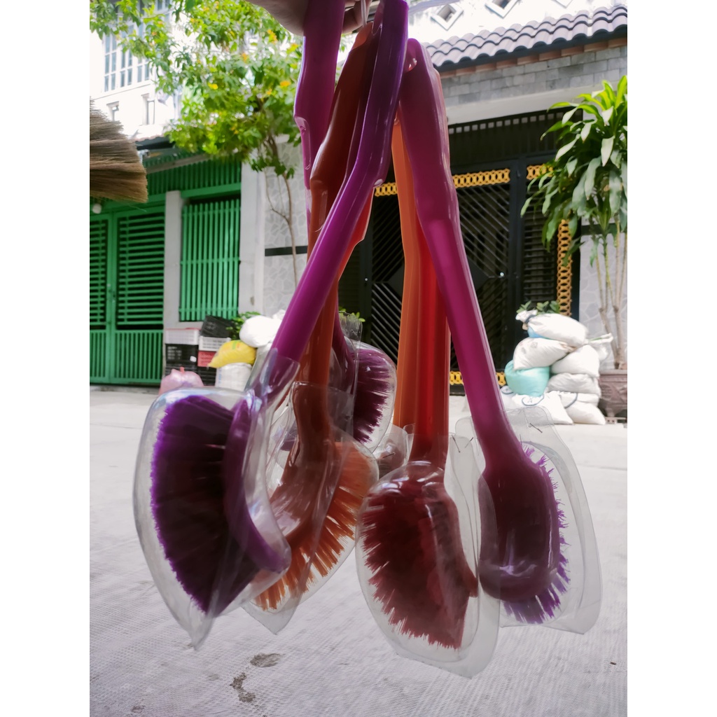 Cây Chà Bồn Cầu Cán Nhựa