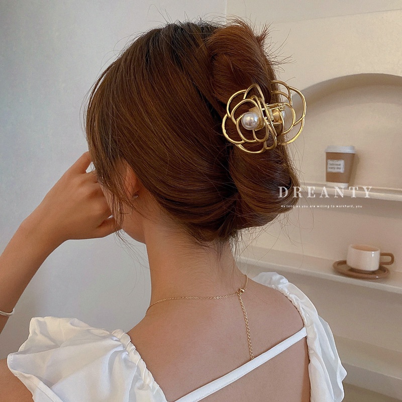 Kẹp Tóc Hình Cá Mập Đính Hoa Trà Và Ngọc Trai Giả Bằng Kim Loại Phong Cách Retro Thời Trang