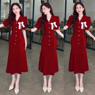Váy nhung đỏ đuôi cá cổ v cúc ngọc nơ  sang chảnh